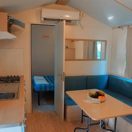 Spinnaker Üdülőpark 4*