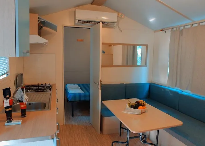 Spinnaker Tatil parkı 4*